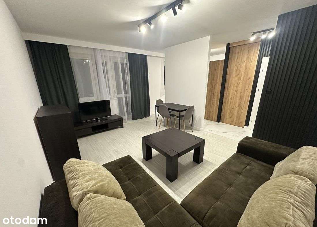 Kawalerka po gen. remoncie. Bardzo dobry standard-0