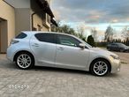 Lexus CT 200h - 8