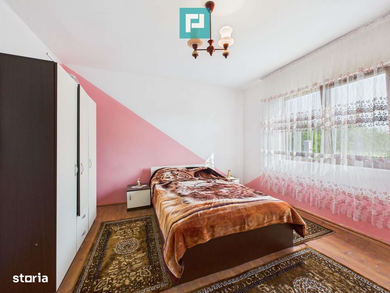 Casă cu teren de 4707 mp în Hălmăgel, județul Arad - Imagine principală: 2/20