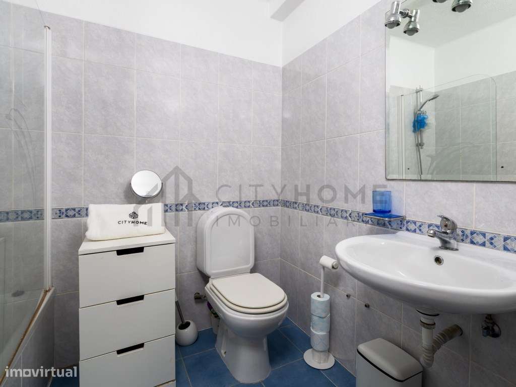 Apartamento T1 com Piscina e Varandas em Albufeira-15