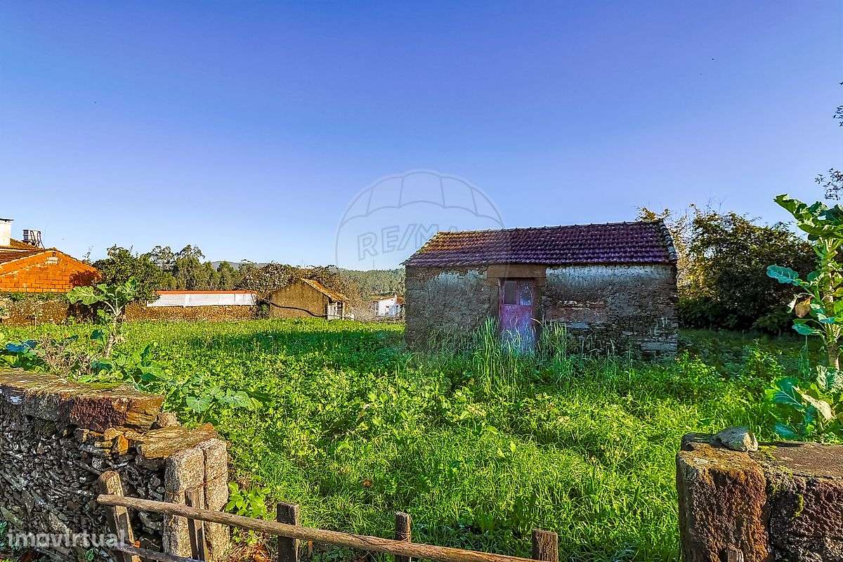 Moradia T1 para venda-5