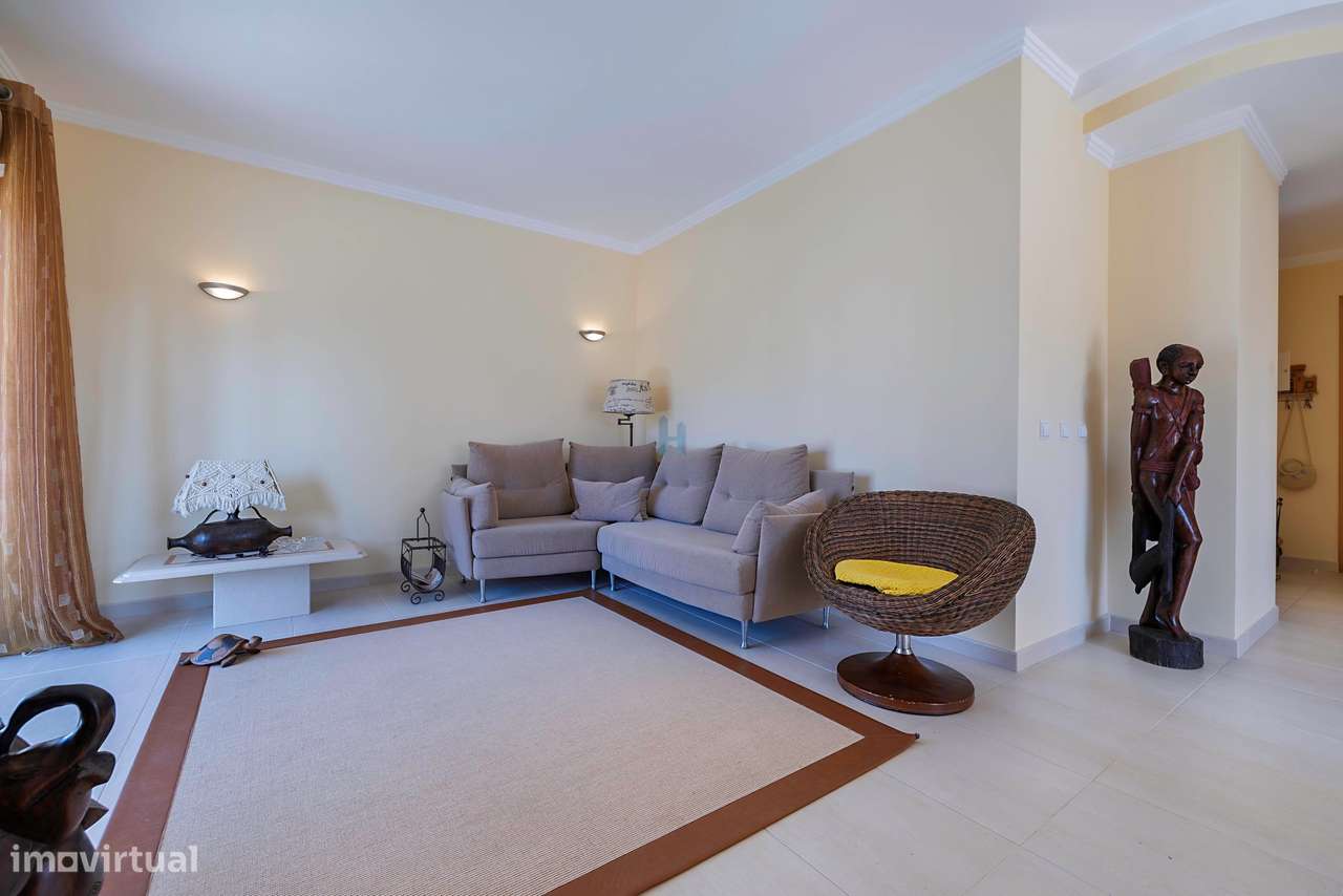 Vende-se Penthouse T3 na Praia da Rocha – localização privilegiada-24