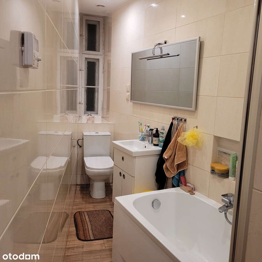 Mieszkanie w odremontowanej kamienicy na wysokim parterze-4