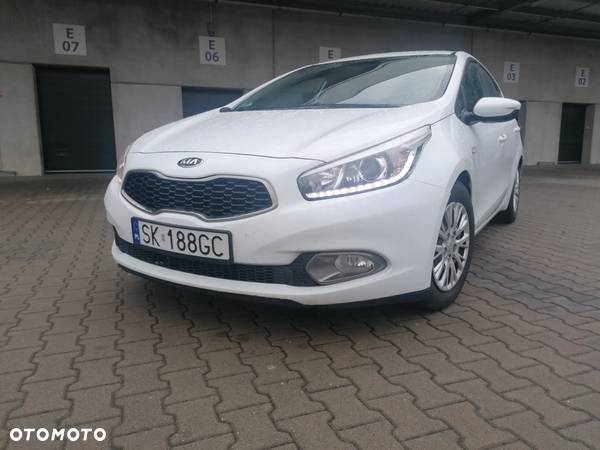 Kia Ceed Cee'd 1.4 CRDi M - 1