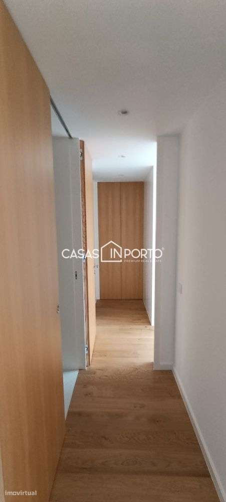T2 Design Moderno e Conforto Próximo da Praia em Matosinhos Sul-5