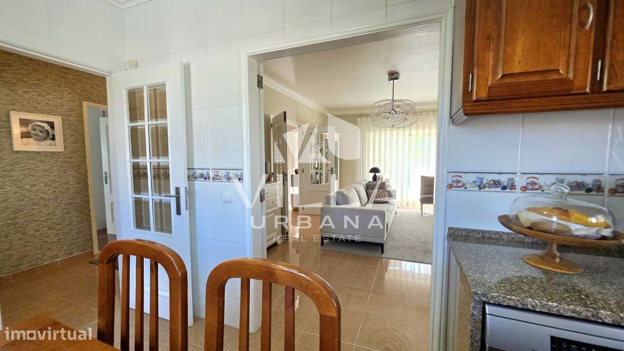 Moradia Isolada T4 com Cave, Sub-cave e Jardim | Charneca da Caparica-9