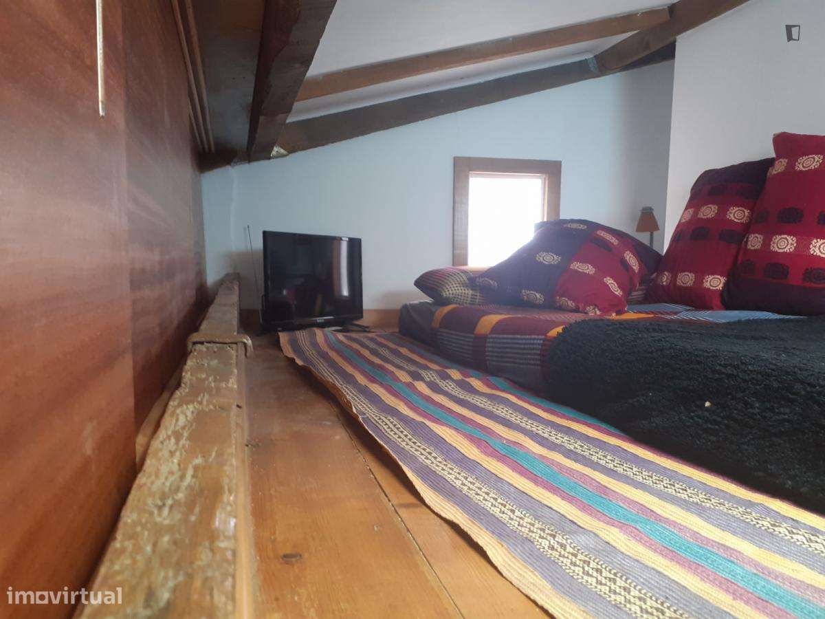 Apartamento com 1 quartos - localizado em Mouraria Lisbon - Grande imagem: 2/10