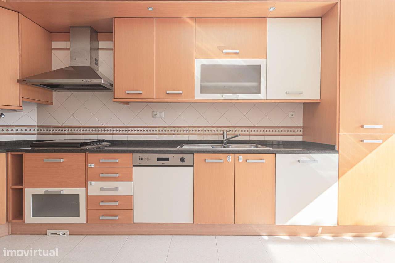 Apartamento T2 em Mafra — Luminoso, Espaçoso e Pronto a Viver-12