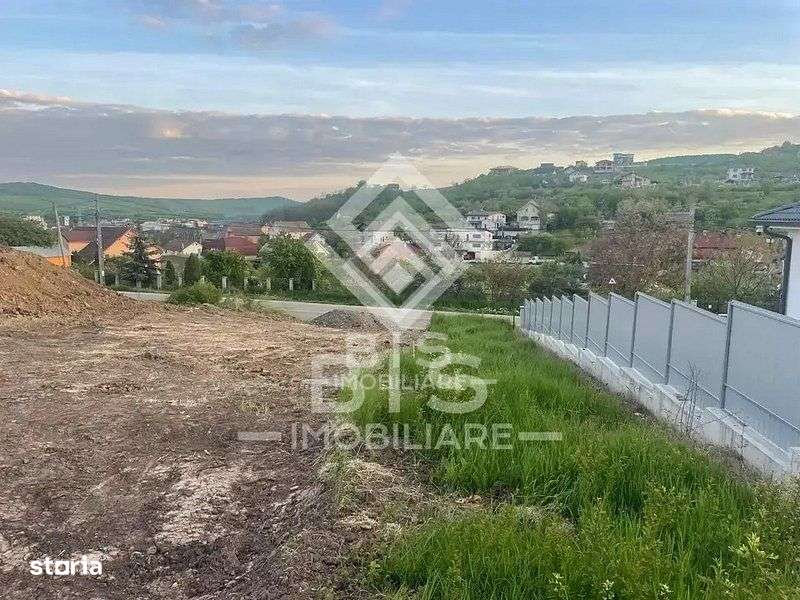 Teren de vanzare - Sigmir - Imagine principală: 2/8