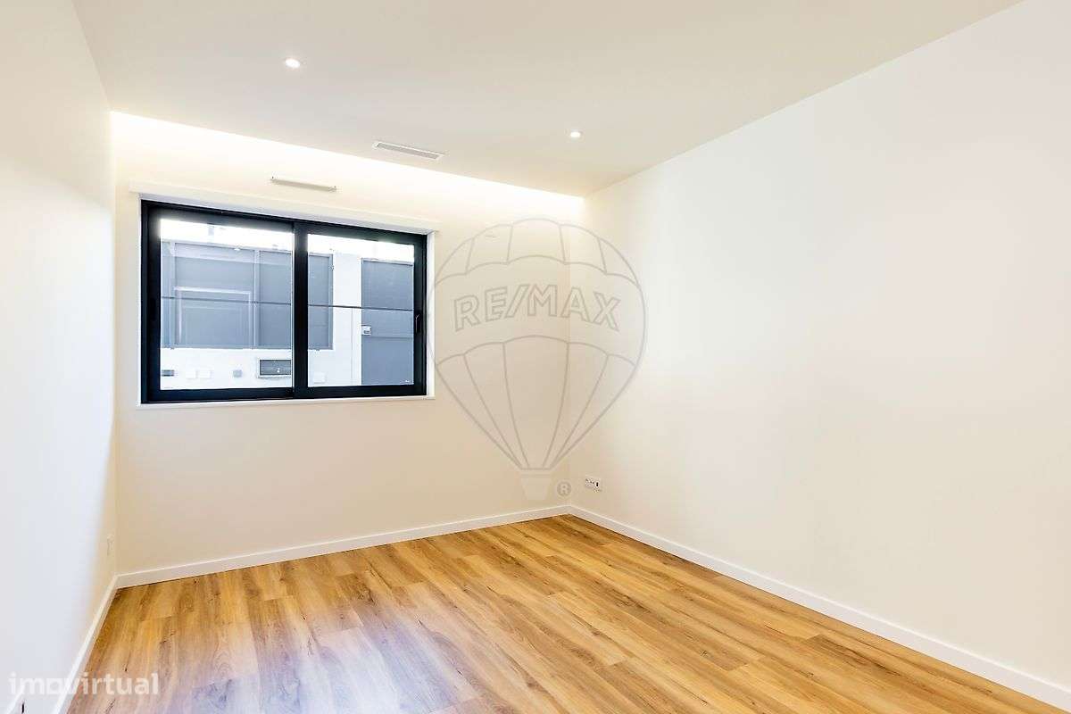 Moradia T4 para venda-10