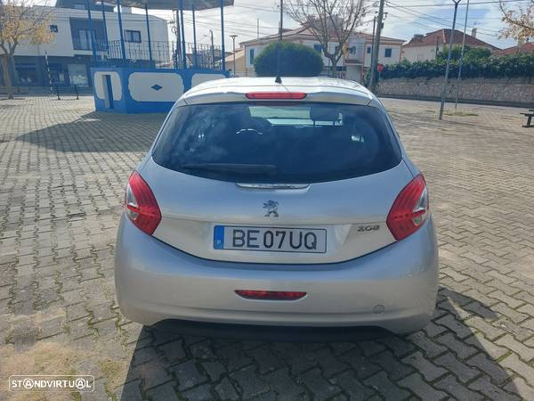 Peugeot 208 PureTech 68 Active - 4