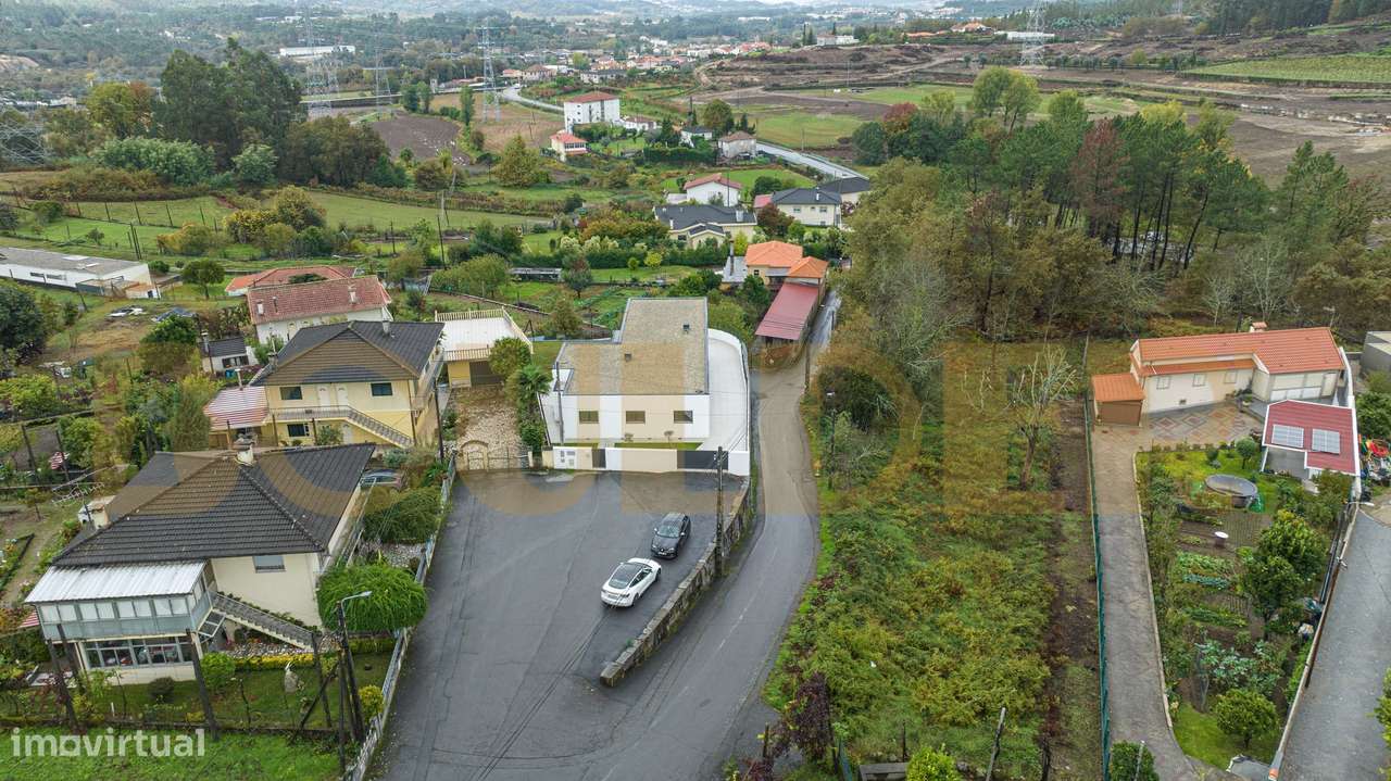 Moradia T4 de Arquitetura Moderna-28