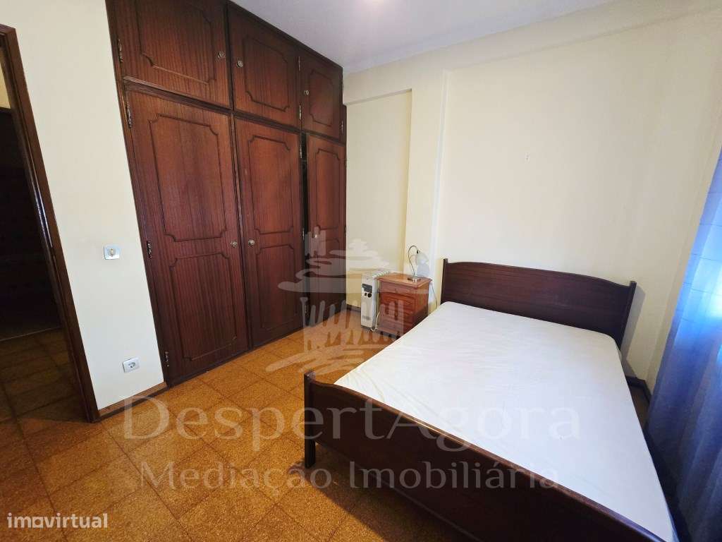 Apartamento T3 a 50 metros da estação da CP-13