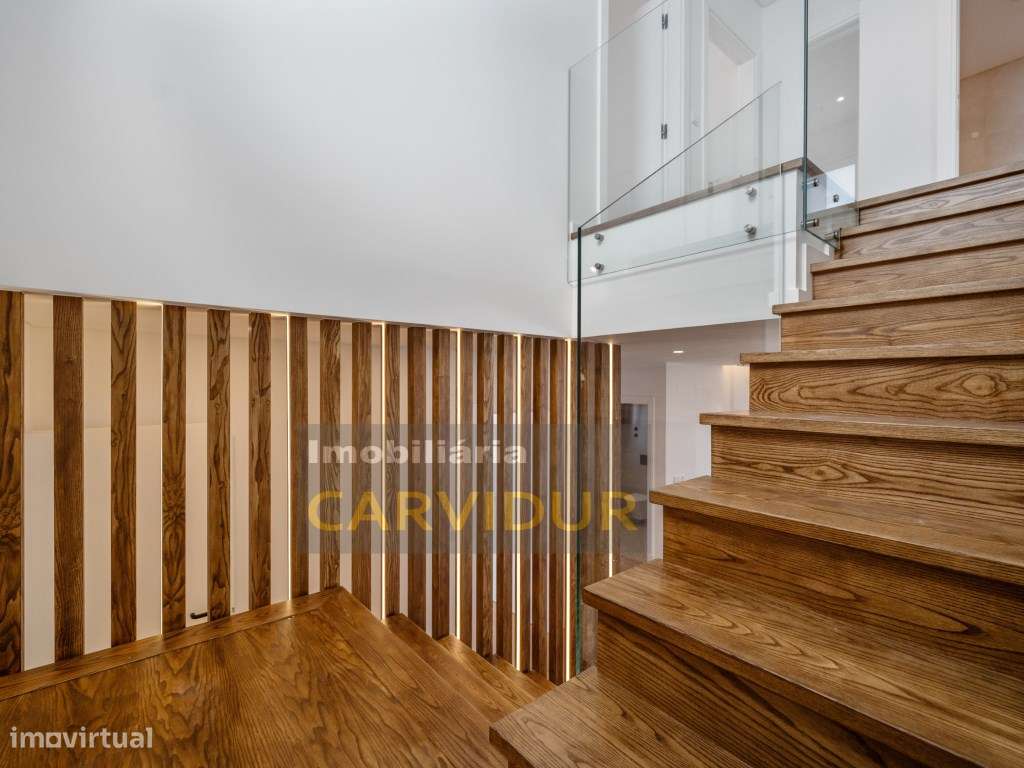 Moradia Ericeira a 12km V4 Nova em Lote com 730m2 e praia a 300m-11