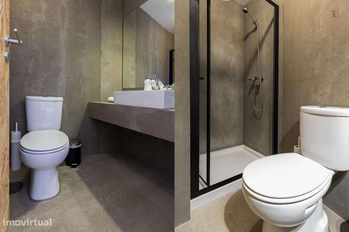 Quarto - localizado em Baixa Coimbra - Grande imagem: 5/10