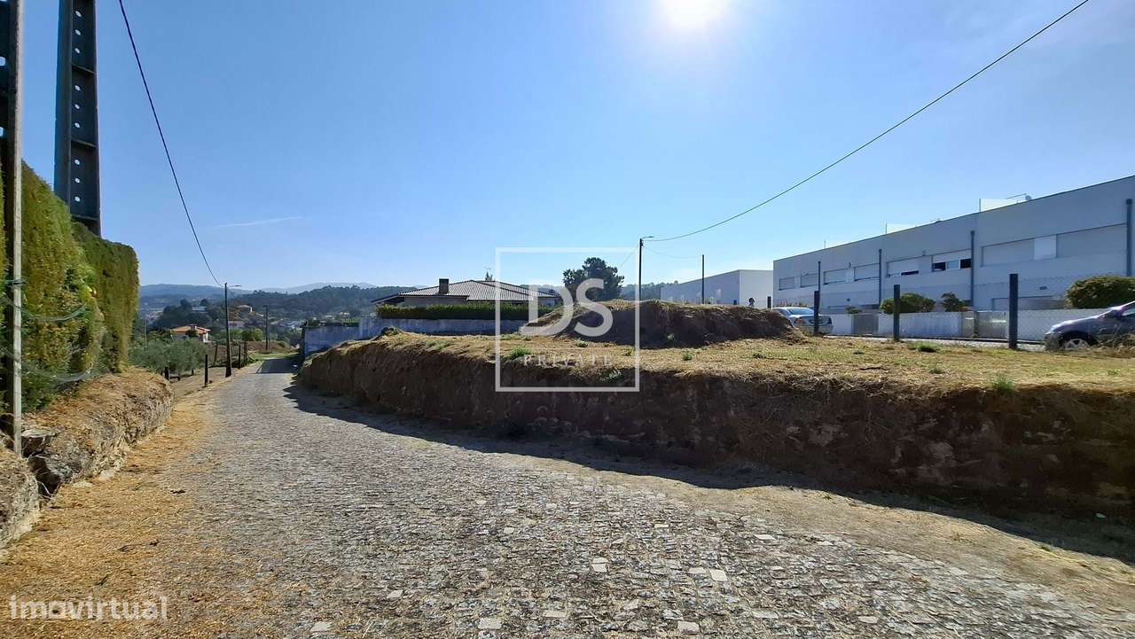 Terreno Urbano de 925 m² em Cepelos – Amarante | Vistas Cidade, Acesso - Grande imagem: 4/17