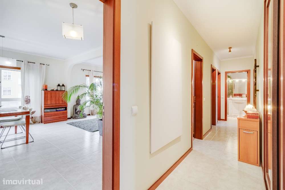 Apartamento T3 na Quinta da Terrugem/Paço de Arcos. - Grande imagem: 4/14