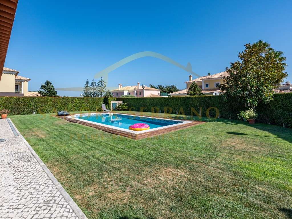 Moradia T5+1 de arquitetura tradicional com jardim e piscina na Qui... - Grande imagem: 5/49