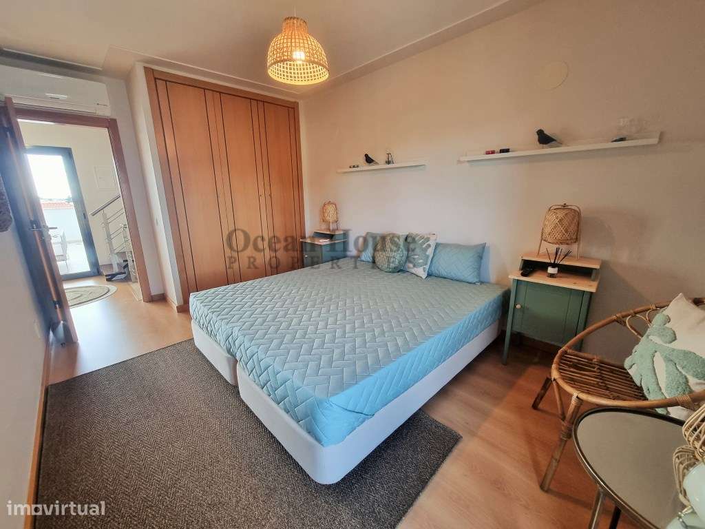 Moradia moderna com piscina e garagem em condomínio - Vilamoura-8