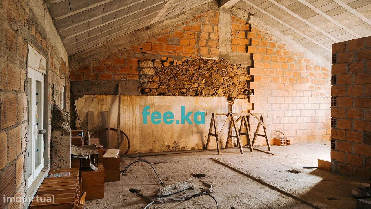 Moradia em Banda com Logradouro-15