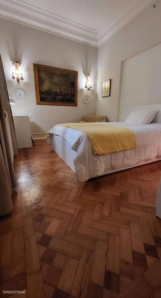 Quarto - localizado em Marquês de Pombal Lisbon - Grande imagem: 5/7
