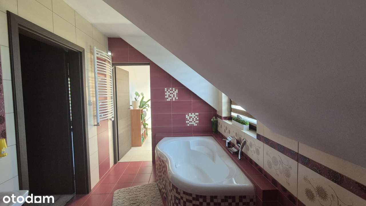 Wyjątkowy dom z dużą działka 3600m2 do zamieszkania.-14