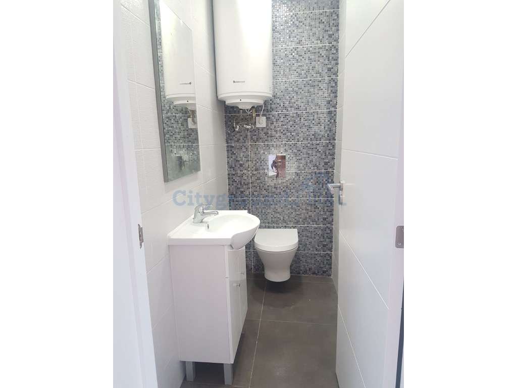 Apartamento T3 Duplex com vista rio-13