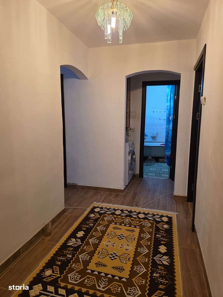 4 camere, decomandat, etaj 1, str. Aprodu Arbore, 79.900 euro neg-7