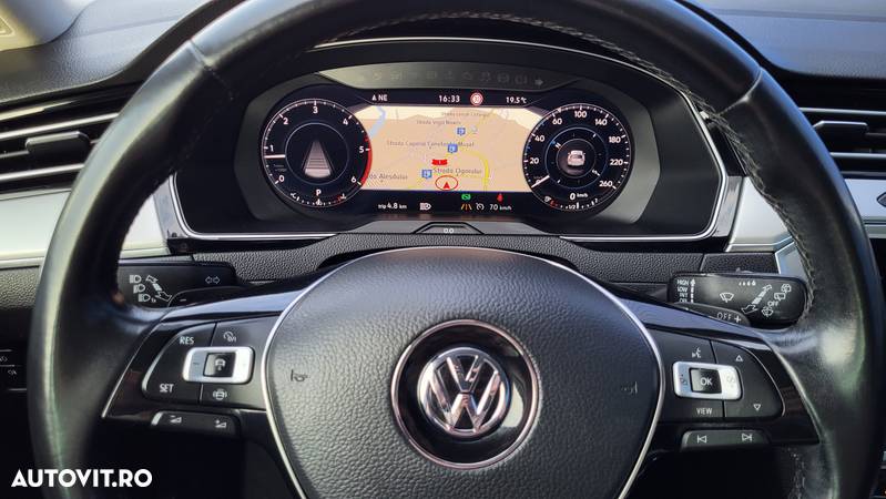 Volkswagen Passat 2.0 TDI DSG Comfortline - 7