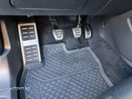 Volkswagen Touran 2.0 TDI Highline - 16