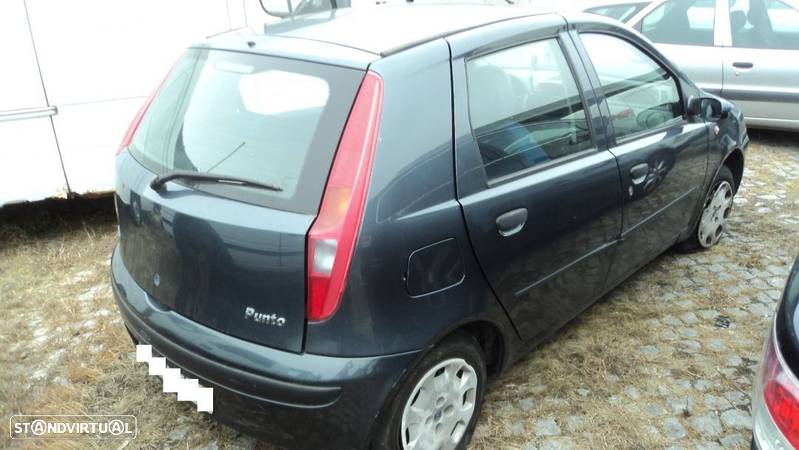 Fiat Punto 1.2 5P 2002 - Para Peças - 7