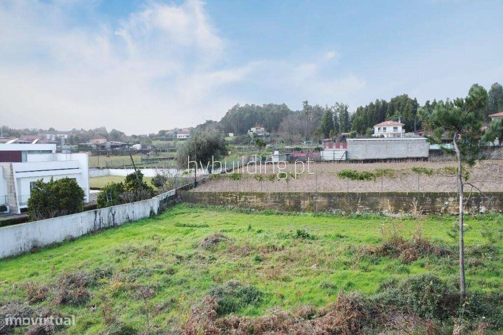 Terreno para construção em Roriz-4