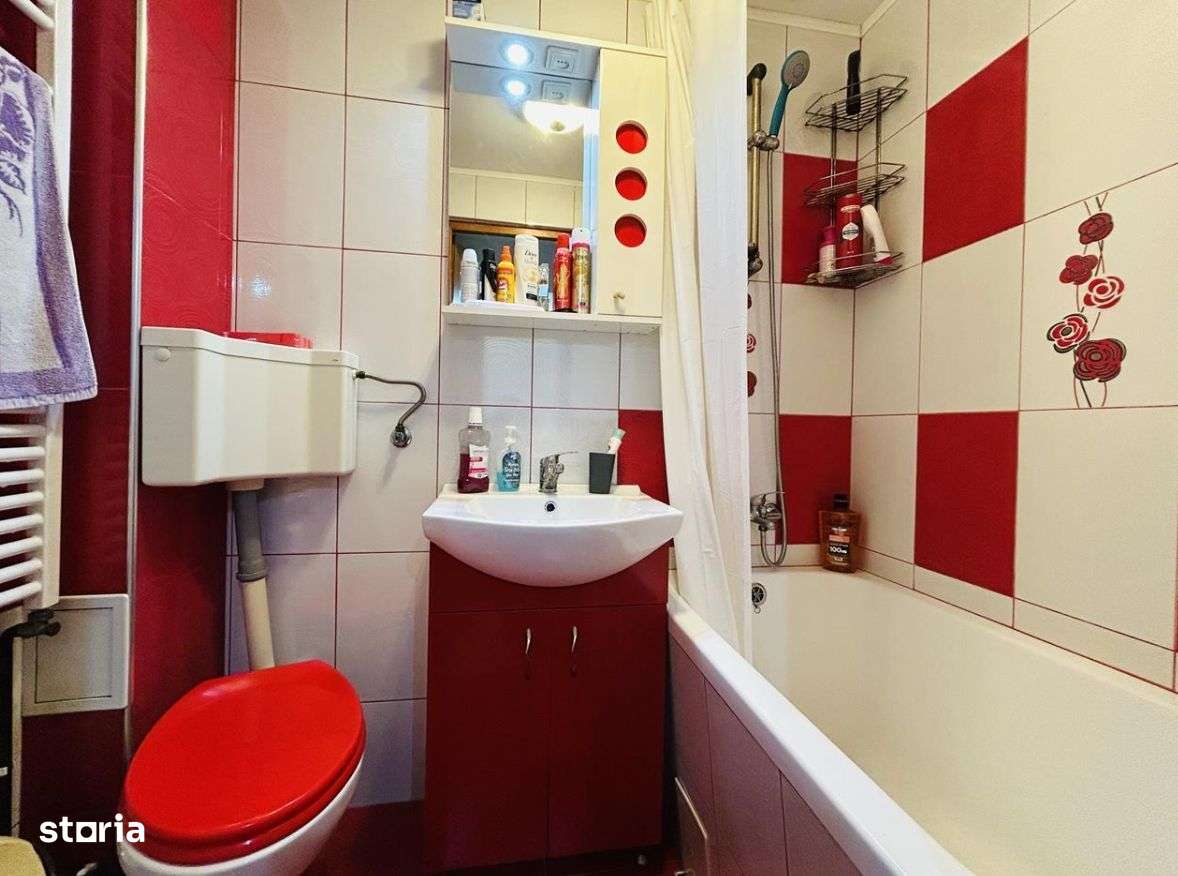 Ap. 3 camere, etaj intermediar, mobilat si utilat - Imagine principală: 5/8