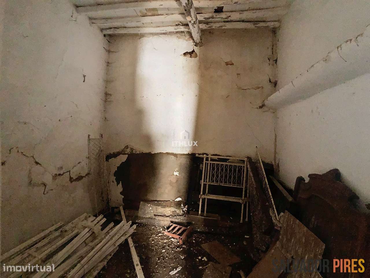 Moradia para reabilitar em Campo Maior - Grande imagem: 5/11