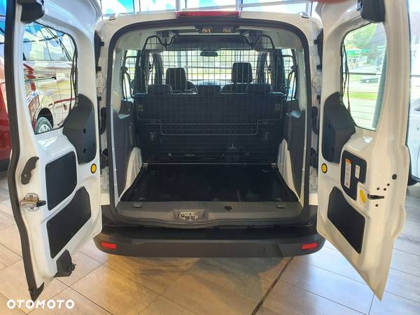 Ford Transit Connect - 7