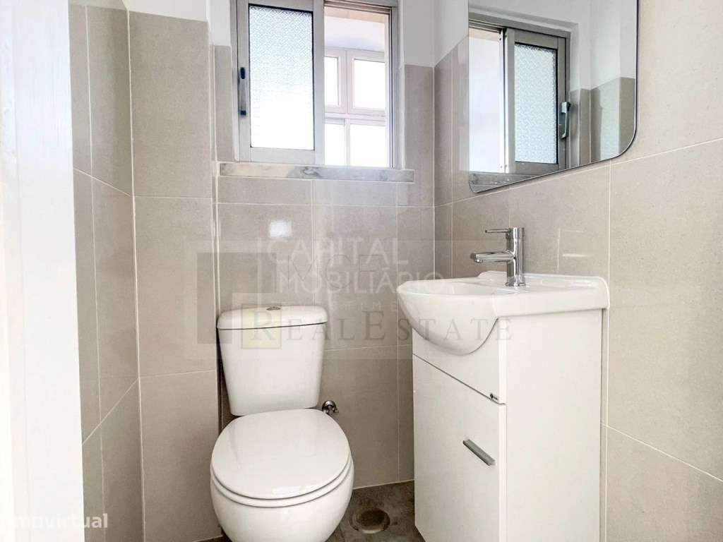 Apartamento T3 totalmente renovado em Setúbal-18