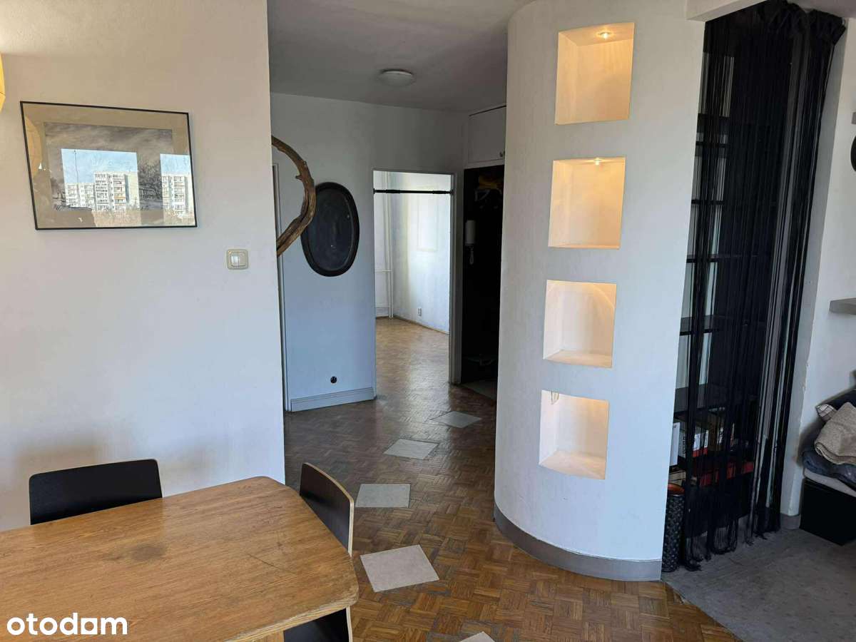 Trzy pokoje z dużym balkonem-6