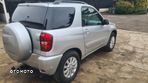 Toyota RAV4 1.8 VVT-i 4x2 - 6