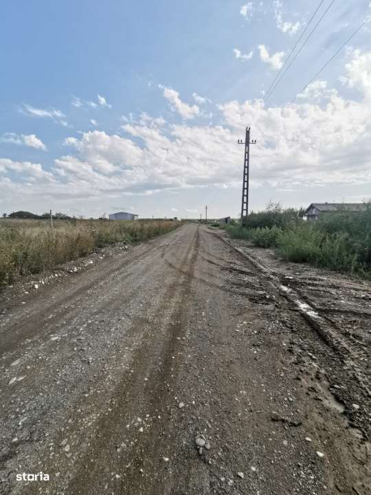 Teren intravilan de vanzare in Osorhei, 5.840 mp, cu front 3 fronturi - Imagine principală: 5/5