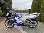 Suzuki GSX-R - 12