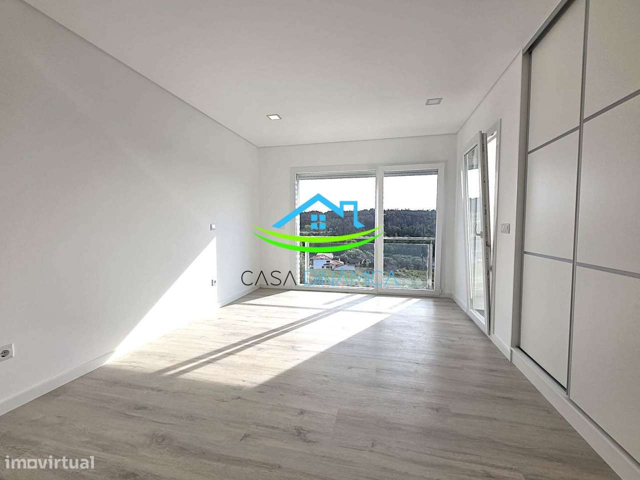 Moradia T4+1 Nova com Garagem Ampla e Jardim – Antuzede, Coimbra-18