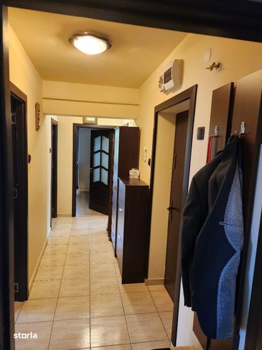 Ag. Avantaj Imobiliare apartament 3 cam km 0-4