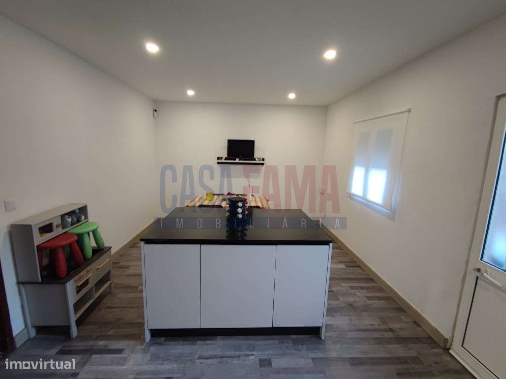 Moradia T3+1 em Amares - Ideal para Habitação Própria - Grande imagem: 4/25