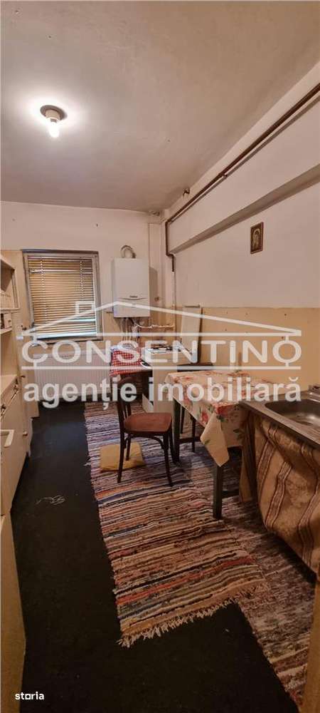Se vinde apartament 3 camere , confort1 sporit , liber , Mioritei - Imagine principală: 5/8
