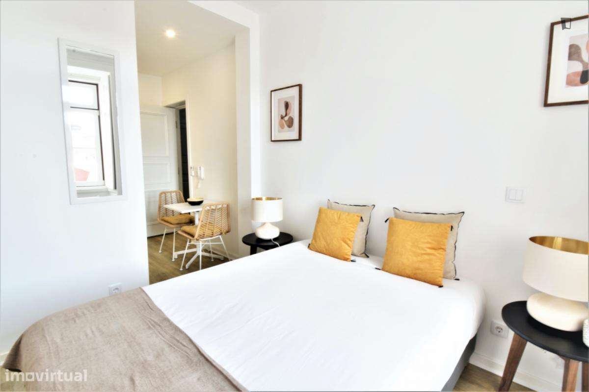 Estúdio - localizado em Baixa Coimbra - Grande imagem: 3/5