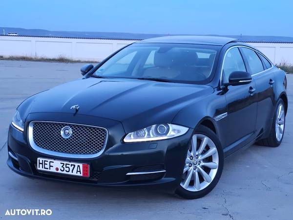 Jaguar XJ 3.0 V6 Diesel S Langversion Premium Luxury - 30