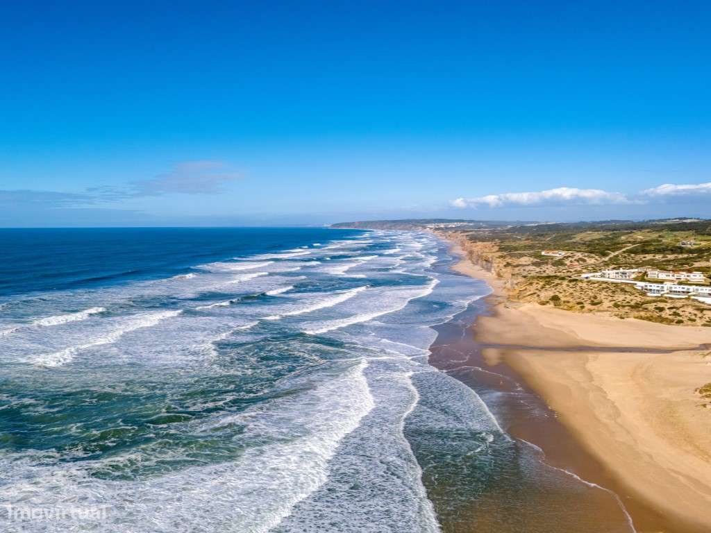 Moradia de excelência em fase final de construção junto à Lagoa de ...-43