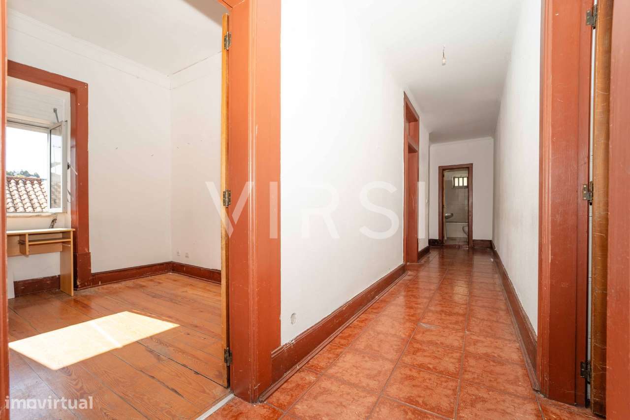 Moradia para remodelar a 3 min do ISCAC-5
