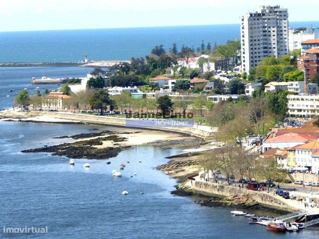 Apartamento de excelência T3 com varanda. Portugal, Nevogilde, Porto.-7