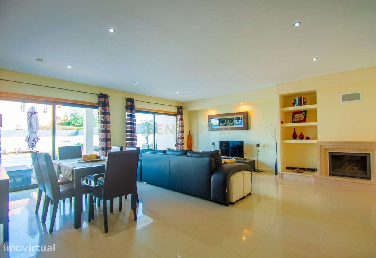 Moradia T3 com possibilidade de AL em São Rafael, Albufeira - Grande imagem: 2/29